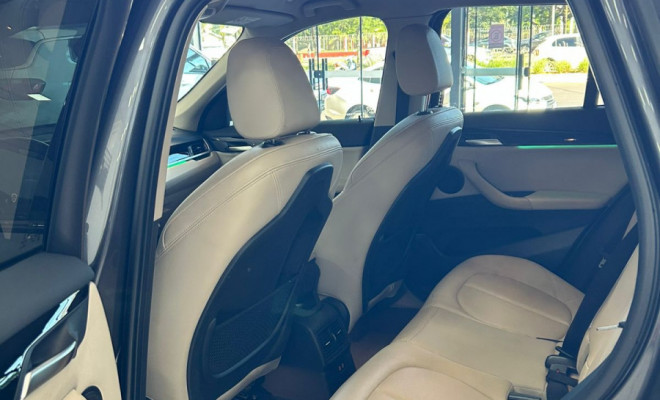 BMW X1 SDRIVE 20i 2.0/2.0 TB Acti.Flex Aut. 2022 Flex-11