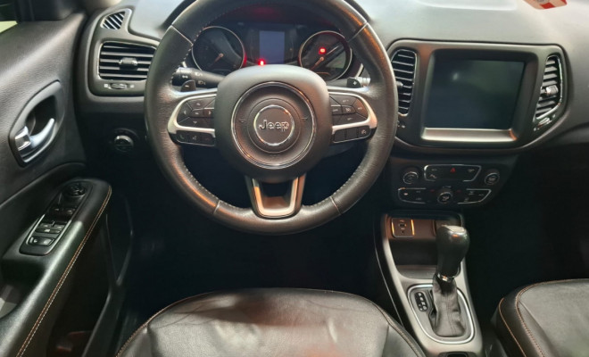 Jeep COMPASS LONGITUDE 2.0 4x2 Flex 16V Automática 2018 Flex-20