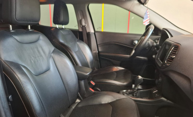 Jeep COMPASS LONGITUDE 2.0 4x2 Flex 16V Automática 2018 Flex-12