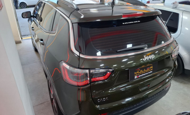 Jeep COMPASS LONGITUDE 2.0 4x2 Flex 16V Automática 2018 Flex-18