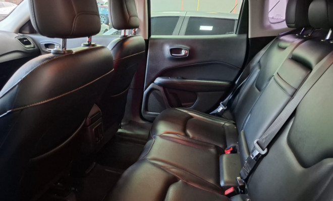 Jeep COMPASS LONGITUDE 2.0 4x2 Flex 16V Automática 2018 Flex-10