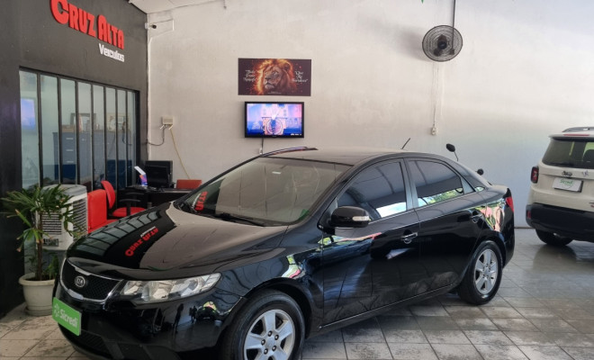 Kia Motors Cerato 1.6 16V Mec. 2011 Gasolina