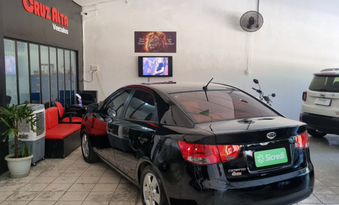 Kia Motors Cerato 1.6 16V Mec. 2011 Gasolina-2