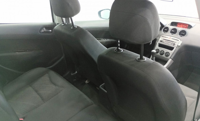 Peugeot 308 Active 1.6 Flex 16V 5p mec. 2014 Flex-9