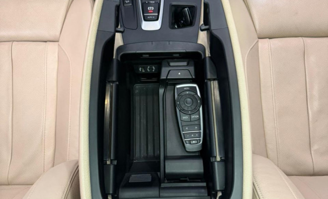 BMW X6 XDRIVE 50i 4.4 407cv Bi-Turbo 2015 Gasolina-10