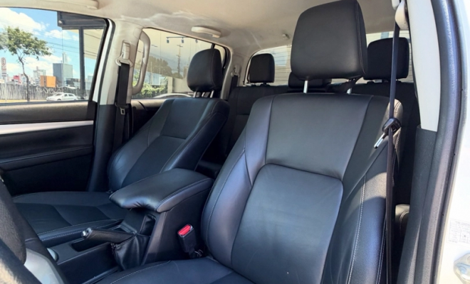 Toyota Hilux CD SRV 4x4 2.8 TDI Diesel Aut. 2020 Diesel-8