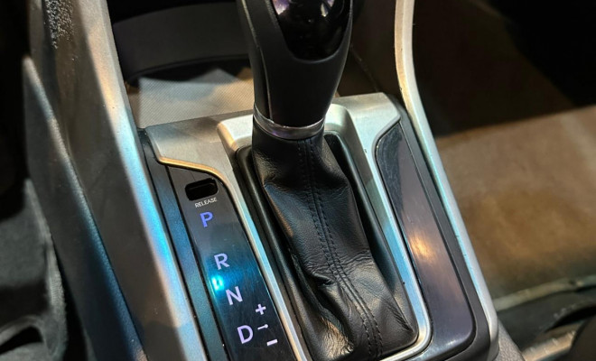 Hyundai i30 1.8 16V Aut. 5p 2015 Gasolina-9