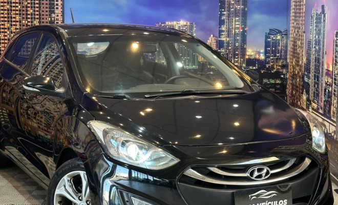 Hyundai i30 1.8 16V Aut. 5p 2015 Gasolina-2
