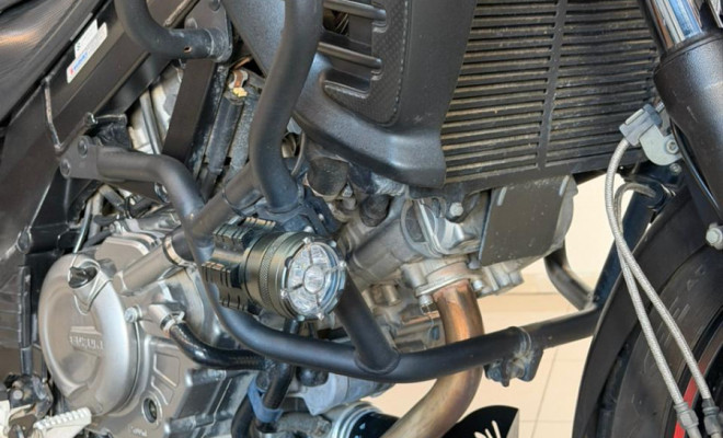 SUZUKI DL 650 XT V-STROM 2016 Gasolina-6