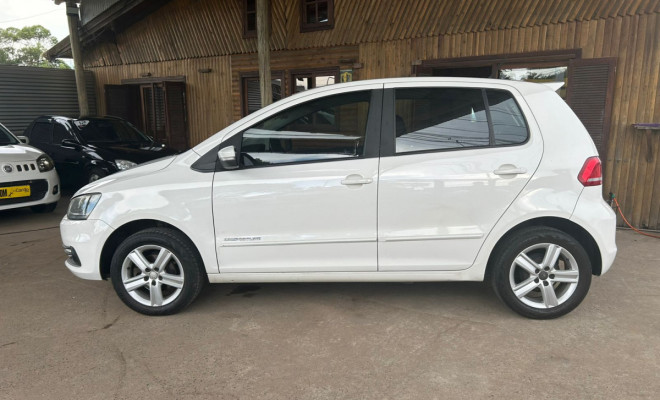 VW - VolksWagen Fox Comfortline 1.0 Flex 12V 5p 2016 Flex