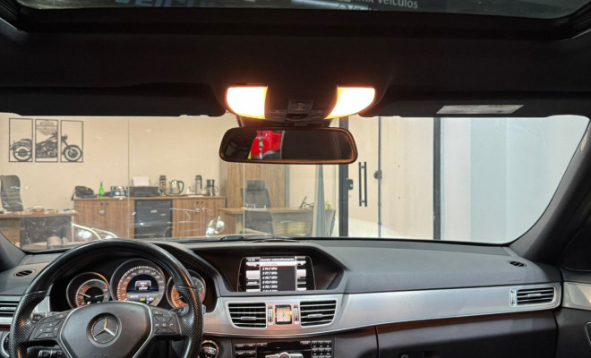 Mercedes-Benz E-250 CGI Avantgarde 2.0 TB 211cv Aut. 2014 Gasolina-10