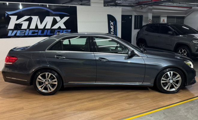 Mercedes-Benz E-250 CGI Avantgarde 2.0 TB 211cv Aut. 2014 Gasolina-2