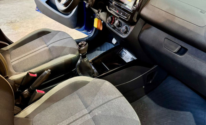 Renault KWID OUTSIDER 1.0 Flex 12V 5p Mec. 2024 Flex-9