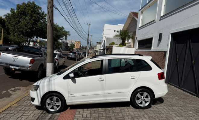 VW - VolksWagen SPACEFOX 1.6/ 1.6 Trend Total Flex 8V 5p 2014 Flex-2