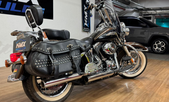 HARLEY-DAVIDSON HERITAGE SOFTAIL CLASSIC 110 th Edition 2013 Gasolina-2