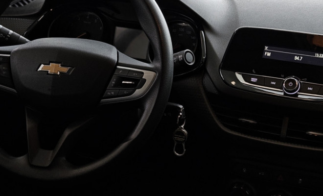 GM - Chevrolet ONIX HATCH 1.0 12V Flex 5p Mec. 2023 Flex-7