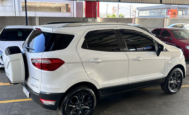 Ford EcoSport TITANIUM 2.0 16V Flex 5p Aut. 2015 Flex-6