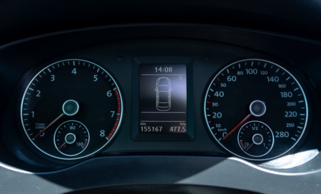 VW - VolksWagen JETTA Highline 2.0 TSI 16V 4p Tiptronic 2013 Gasolina-12