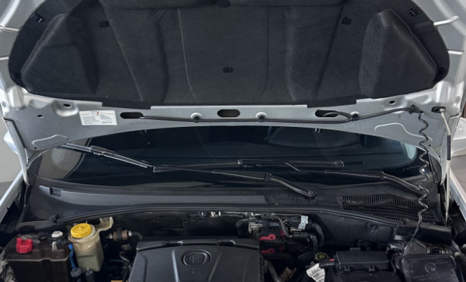 Fiat LINEA ESSENCE 1.8 Flex 16V 4p 2015 Flex-11