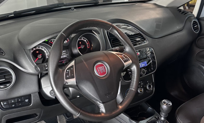 Fiat LINEA ESSENCE 1.8 Flex 16V 4p 2015 Flex-6