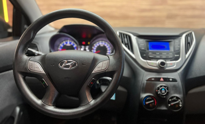 Hyundai HB20S C.Plus/C.Style 1.6 Flex 16V Mec.4p 2015 Flex-6