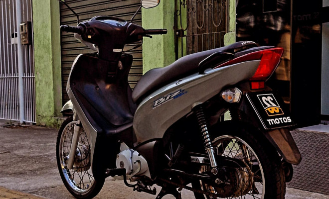 HONDA BIZ 125cc KS/ FLEX ano 2012-1
