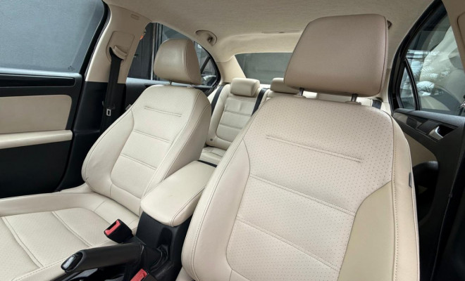 VW - VolksWagen JETTA Comfortline 2.0 T.Flex 8V 4p Tipt. 2014 Flex-11