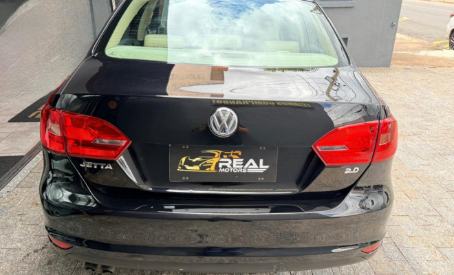 VW - VolksWagen JETTA Comfortline 2.0 T.Flex 8V 4p Tipt. 2014 Flex-6