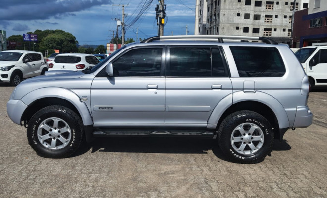 Mitsubishi Pajero Sport HPE 2.5 4x4 Diesel Aut. 2010 Diesel-3