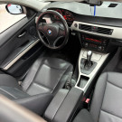 BMW 320iA 2009 Gasolina-10