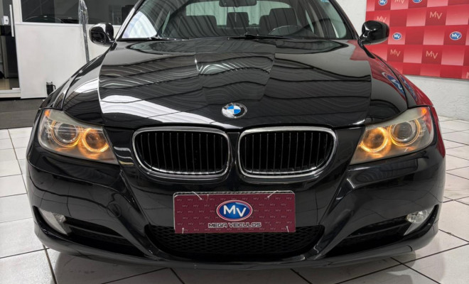 BMW 320iA 2009 Gasolina-0