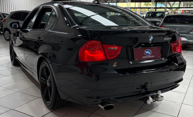 BMW 320iA 2009 Gasolina-2