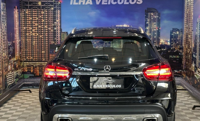 Mercedes-Benz CLA-250 Sport 4MATIC 2.0 16V 211cv Aut. 2018 Gasolina-15