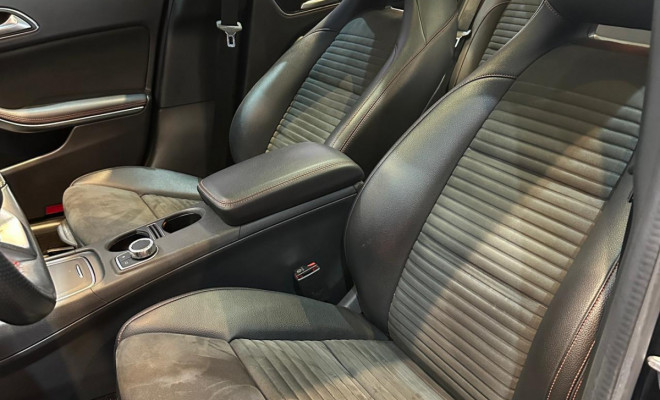 Mercedes-Benz CLA-250 Sport 4MATIC 2.0 16V 211cv Aut. 2018 Gasolina-10