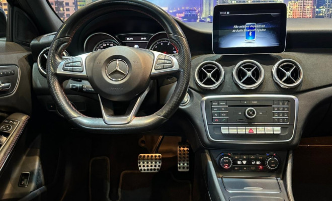 Mercedes-Benz CLA-250 Sport 4MATIC 2.0 16V 211cv Aut. 2018 Gasolina-5