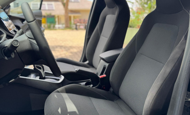 GM - Chevrolet ONIX SEDAN Plus LTZ 1.0 12V TB Flex Aut. 2024 Flex-7