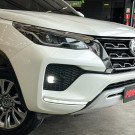 Toyota Hilux SW4 SRX 4x4 2.8 TDI-2