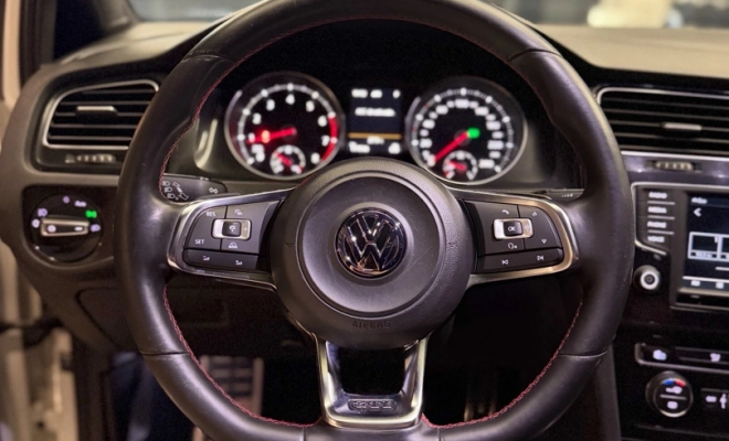 VW - VolksWagen Golf GTi 2.0 TSI 220cv Aut. 2016 Gasolina-5