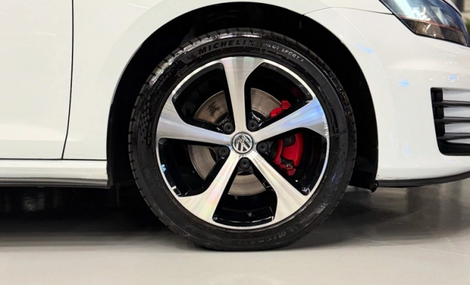 VW - VolksWagen Golf GTi 2.0 TSI 220cv Aut. 2016 Gasolina-14