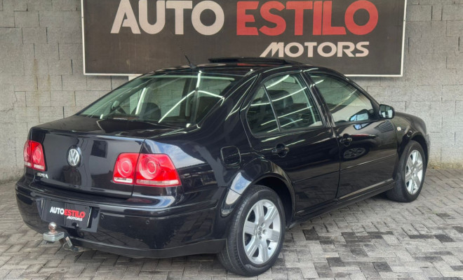 VW - VolksWagen Bora 2.0/ 2.0 Flex 8v Aut. 2010 Flex-2