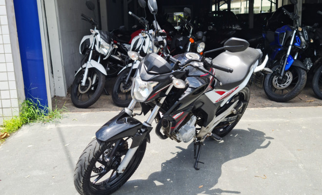 CB 250F TWISTER 2017 – LINDA E ECONÔMICA-1