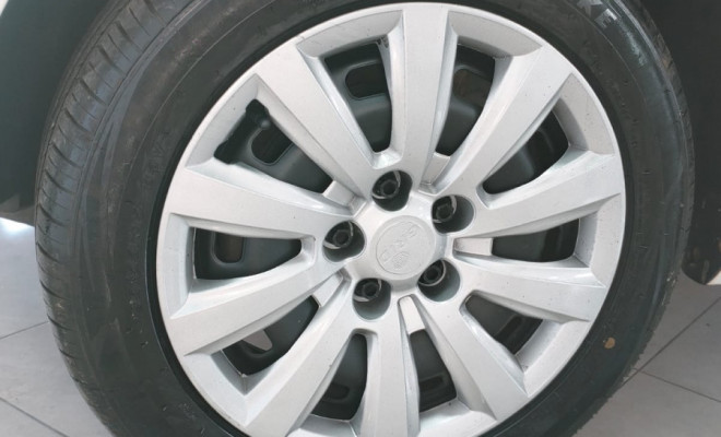 VW - VolksWagen Fox 1.0 Mi Total Flex 8V 5p 2014 Flex-12