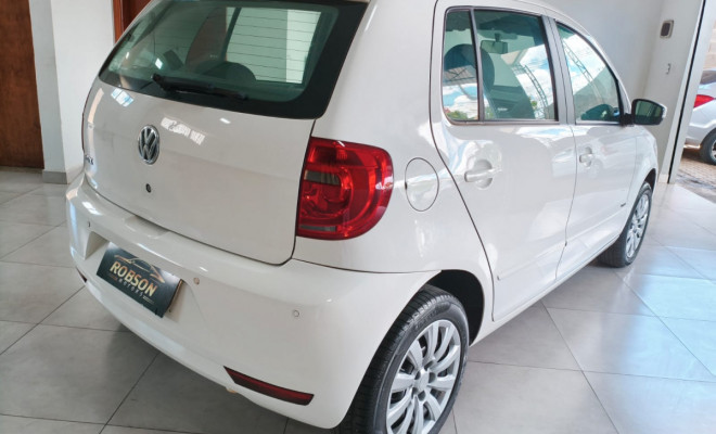 VW - VolksWagen Fox 1.0 Mi Total Flex 8V 5p 2014 Flex-2