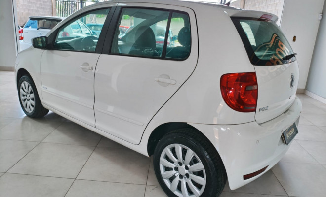 VW - VolksWagen Fox 1.0 Mi Total Flex 8V 5p 2014 Flex-4