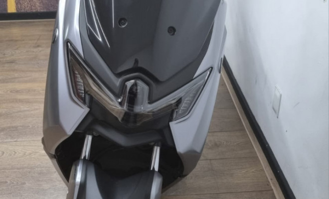 YAMAHA NMAX Connected 160 ABS 2025 Gasolina-1