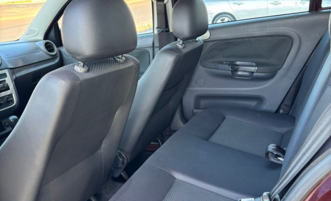 VW - VolksWagen VOYAGE 1.0/1.0 City Mi Total Flex 8V 4p 2015 Flex-4