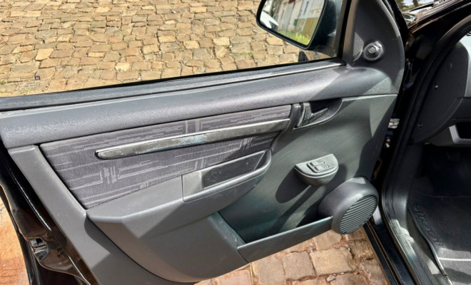 GM - Chevrolet PRISMA Sed. Joy 1.4 8V ECONOFLEX 4p 2010 Flex-11