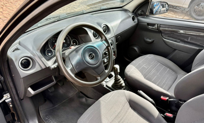 GM - Chevrolet PRISMA Sed. Joy 1.4 8V ECONOFLEX 4p 2010 Flex-8