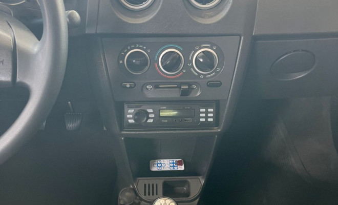 GM - Chevrolet PRISMA  Sed. Maxx/ LT 1.4 8V ECONOF. 4p 2010 Gasolina-6