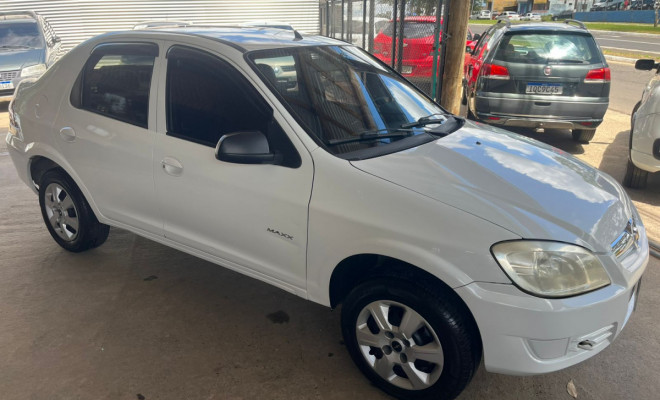 GM - Chevrolet PRISMA  Sed. Maxx/ LT 1.4 8V ECONOF. 4p 2010 Gasolina-4